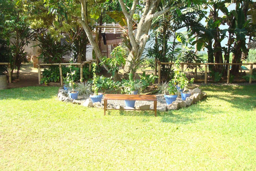 Blue Seas Guest House Dehiwala-Mount Lavinia Eksteriør bilde